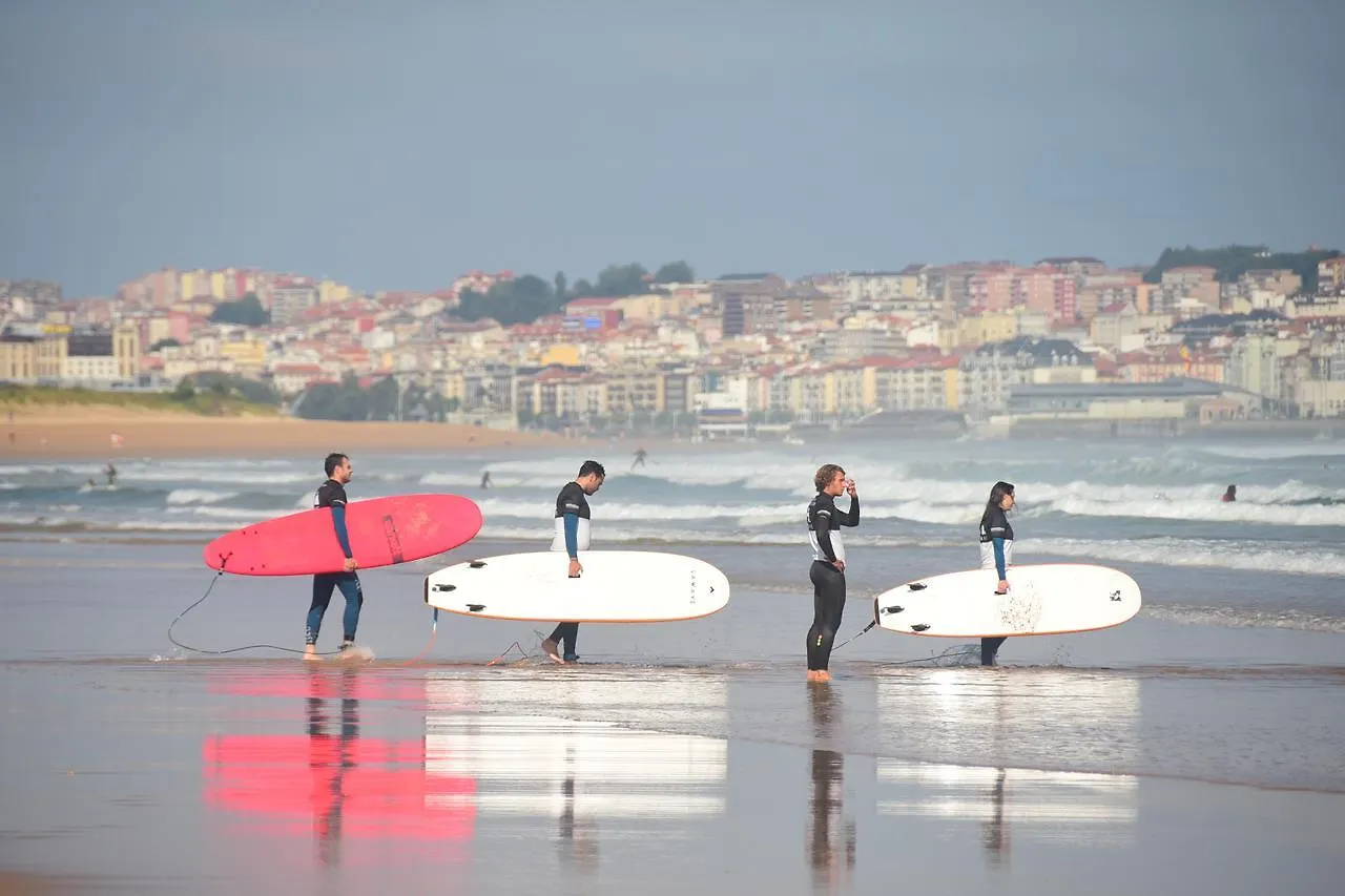 La Wave Surf House & School Hotel Somo 3*,