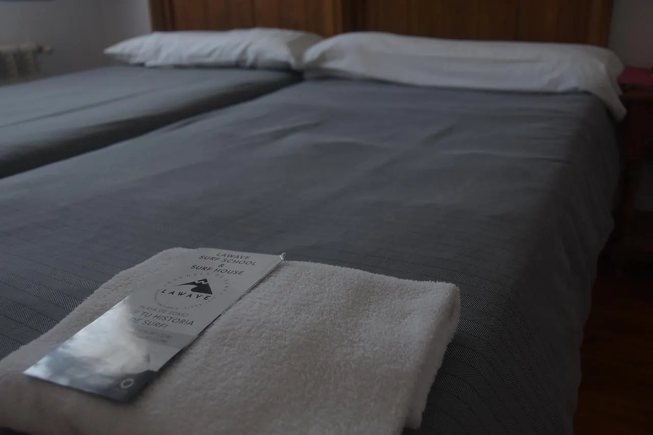 Inn La Wave Surf House & School Hotel Somo